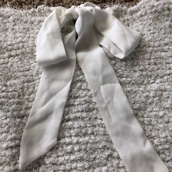 🤩🤩Beautiful Jennifer Lopez Sweater - Picture 3 of 5